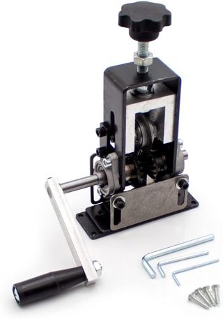 Eine Kleine Abisoliermaschine Kann an Eine Handkurbel-abisoliermaschine Für Elektrische Bohrmaschinen Angeschlossen Werden