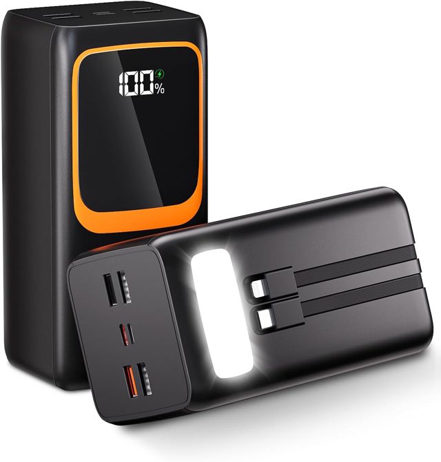 50000mAh Power Bank mit integriertem Kabel: 22,5W schnell aufladende Externe Batterie mit großer Kapazität, tragbares Ladegerät mit LED-Taschenlampe und 7 Ausgängen & 3 Eingängen 2× 25000 mAh