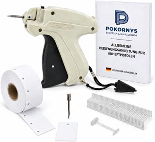Pokornys - Etikettierpistole A&J 90S Standard - im Set mit 1 Ersatznadeln & 1.000 Heftfäden Standard 25mm & 1.000 Kartonetiketten 30x45mm I Etikettiergerät zur Befestigung von Etiketten an Textilien