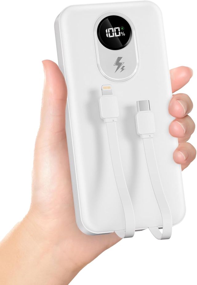 30000mAh Power Bank mit integriertem Kabel: Externer Akku mit 22,5 W Schnellladung und großer Kapazität, mit LED-Taschenlampe und 4 Ausgängen und 2Eingängen MP3 Player 5.3 & Lautsprecher