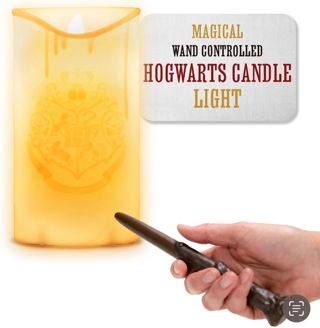Paladone Harry Potter Hogwarts LED Kerze mit Zauberstab-Fernbedienung - Offiziell lizenziertes Zauberer-Welt Merchandise, Große Halle batteriebetriebene Kerzenlicht-Deko für thematische Events